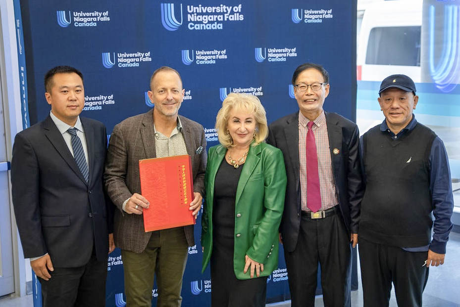 University of Niagara Falls Canada signs MoUs to explore partnership opportunities in Tianjin, China